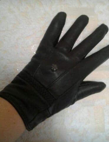 TƏZƏ koja Əlcək qadın üçün. ENDİRİM 10 manat. İçi isti qalın tüklü