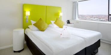 EM Hostel Baku
bir gun 5 azn

Global Hotel Baku
bir ay 30 azn