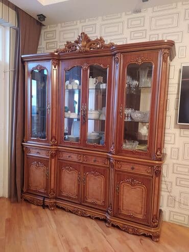 ikinci el şkaf: İşlənmiş, Açılan, 4 qapılı Düz dolab, Qorka, Malayziya — 1