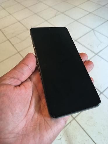 mikro naushnik: Xiaomi 12T, цвет - Серебристый, 
 Сенсорный — 8
