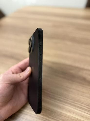 15 pro max ikinci el: IPhone 16 Pro Max, 512 GB, Qara, Face ID — 9