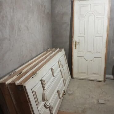 taxda qapı: İşlənmiş Otaq qapısı 80x205 sm Zamok ilə, Zəmanətsiz, Ünvandan götürmə — 3