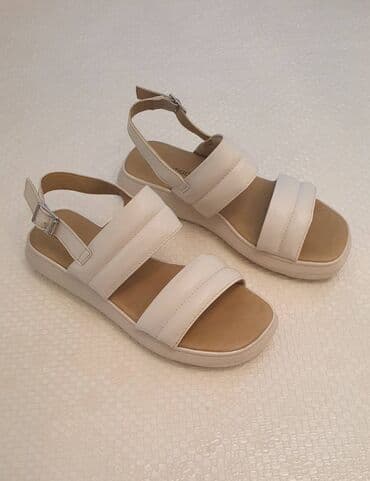 босоножки 27 размера: Размер: 40, цвет - Бежевый, Б/у — 1