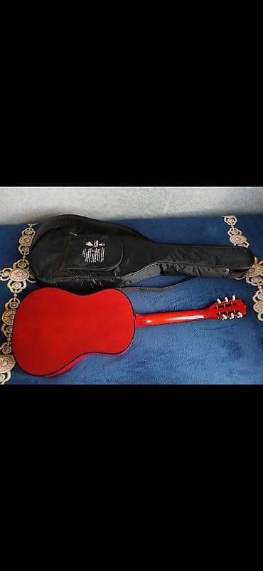 Kitablar və jurnallar: 150 manata alınıb 100 manata satılır. 1 simi dəyişilib. Çantası — 2