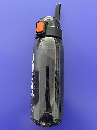 icki: Sport su qabı – 950 ml - Həcm: 850 ml (korpus üzərində “FUYE 850 ml” — 3