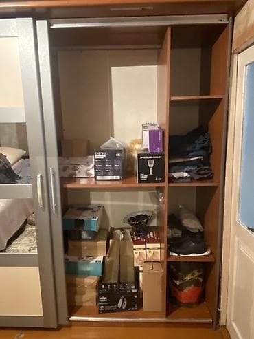 islenmis sfaner: İşlənmiş, 2 qapılı, Güzgülü, Bej, Digər material, Kupe, Düz dolab — 4