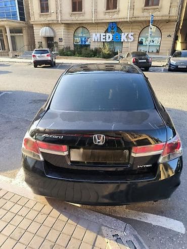 bak cən: Honda Accord: 2.4 l | 2012 il Sedan — 3