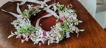 tac wekilleri: Çiçək tacı – əl işidir - Təbii görünüşlü süni çiçəklər və — 1