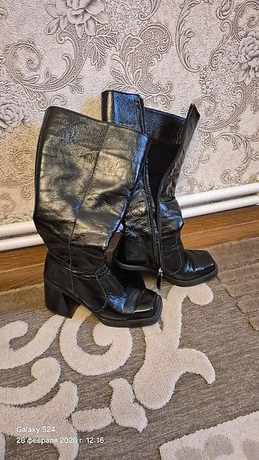 qadın sapaşkileri: Dəri, uzunboğaz sapaşki. Laklı deyil, sadəcə parıltılıdı 36 razmerdi — 1