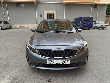 купить чехлы на авто: Kia Cerato: 2 l | 2017 il Sedan — 1