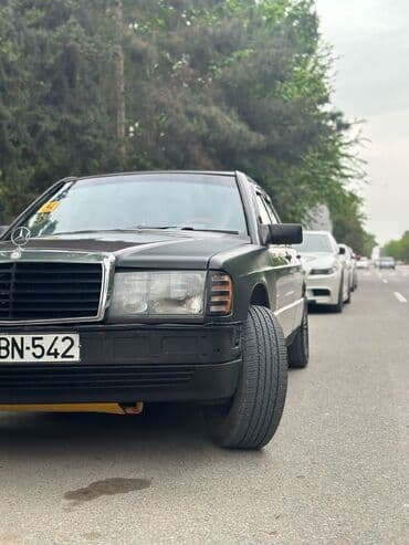 мерс сапог грузовой бишкек цены: Mercedes-Benz 190E avtomobili. Avtomobil yaxşı vəziyyətdədir. Salon — 4