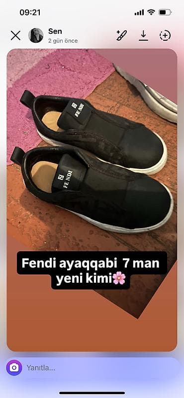 krosofka: Fendi idman ayaqqabısı - Rəng: qara - Model: slip-on, elastik üst — 1