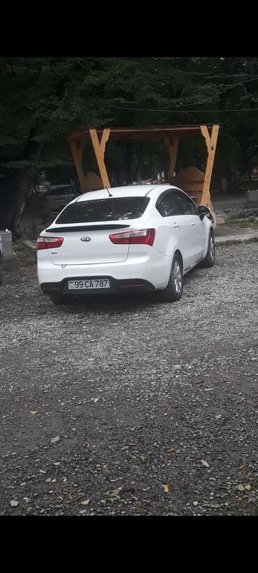 фольксваген поло седан 1 6: Kia Rio: 1.4 l | 2013 il Sedan — 15