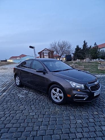 chevrolet volt: Chevrolet Cruze: 1.4 l | 2015 il 238000 km Sedan — 5