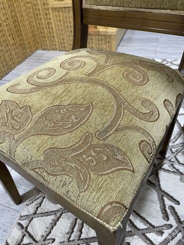 perla mebel dolablar: Qonaq otağı üçün, İşlənmiş, Açılan, Oval masa, 6 stul — 5