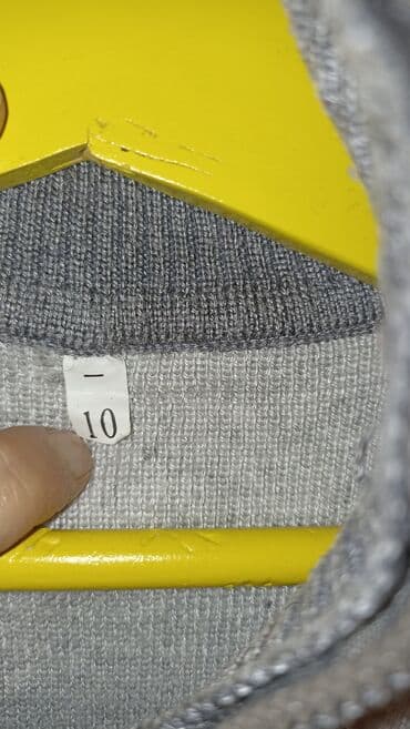 uşaqlar üçün hədiyyələr: Uşaq qışlıq koftalar.Biri yeni,digərləri bir dəfə geyinilib yeni — 15