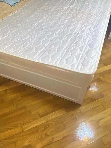 yataş matras: Matras ela veziyyetde 160/200 Qiymet 35 azn Unvan Xirdalan — 1
