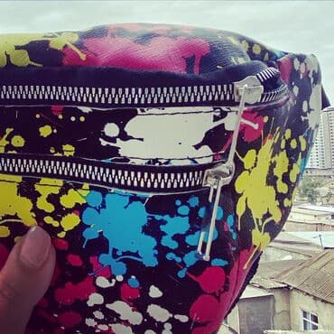 xarı bülbül icon: Сумочки на скидке! Dəmir zamok ✅ Türk keyfiyyəti✅ Münasib qiymət✅ — 1