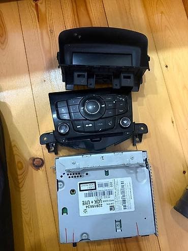 ps3 hard disk: Chevrolet Cruze üçün orijinal multimedia/radio sistemi komplekti — 1