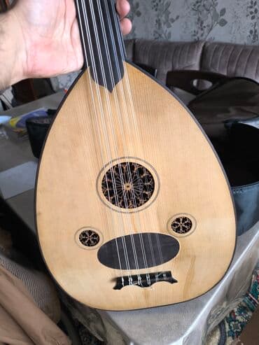 баян инструмент: Məhsul: Ud (Şərq simli musiqi aləti) Xüsusiyyətlər: - Korpus — 3