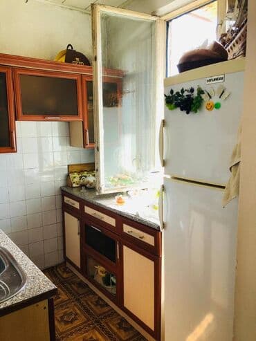 mkr: Bakı, 2 otaqlı, Köhnə tikili, m. Memar Əcəmi, 51 kv. m — 5