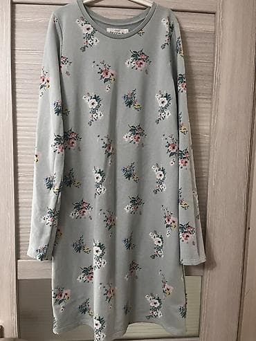 Şəxsi əşyalar: H&M L.O.G.G. kolleksiyasından qadın paltarı - Model: Uzunqol, düz — 1