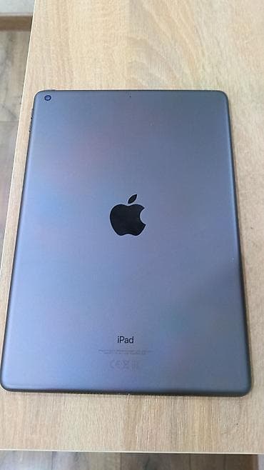 Apple iPad: İşlənmiş Apple iPad 9 (2021), 10,2", 64 GB, Pulsuz çatdırılma — 2
