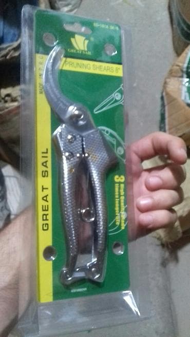 bıçaqlar: Bağ qayçısı qiyməti endirimdedir qiyməti 16man (18man idi evell ) — 2