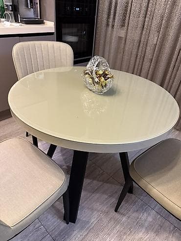 kepenek stol: Mətbəx üçün, Açılmayan, Yumru masa — 1