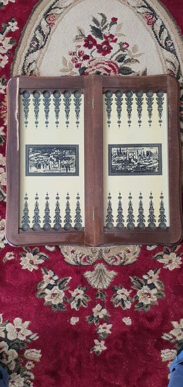 qədim əşyaların alışı: Nərd taxta Istifadə edilmediyi üçün qurd düşmüşdü. Qurdu tapib — 5