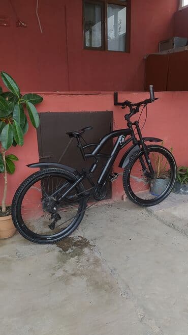 təzə velosipedlər: Dağ tipli velosiped – qara mat rəng, işıqlarla təchiz olunmuş — 8