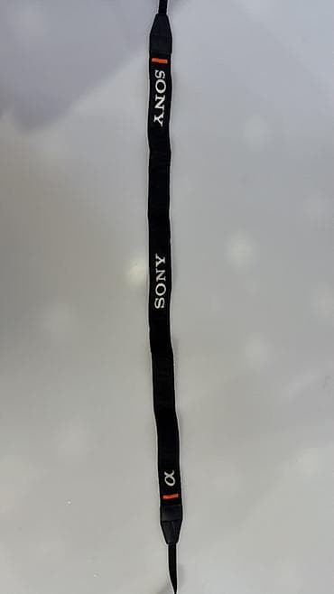 Sony α (Alpha) fotoaparat üçün boyun qayışı - Orijinal Sony brendi lalafo.az -da Sony α (Alpha) fotoaparat üçün boyun qayışı - Orijinal Sony brendi