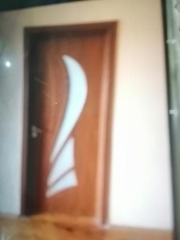 Müasir dizaynlı daxili qapı - Material: ağac fakturalı səth (isti