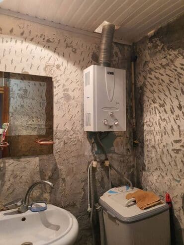 8 mkr kohne tikili: Bakı, Qaraçuxur qəs., 2 otaqlı, Köhnə tikili, m. Xalqlar Dostluğu, 60 kv. m — 6