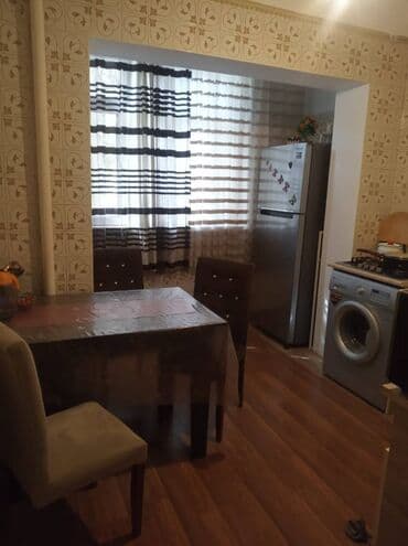 20 ci sahede ev satilir: Bakı, 2 otaqlı, Köhnə tikili, m. Həzi Aslanov, 60 kv. m — 5