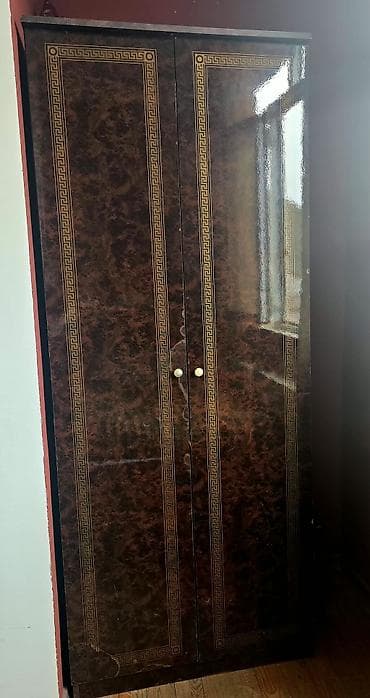 2 qapılı, Qəhvəyi, Digər material, Açılan, Düz dolab