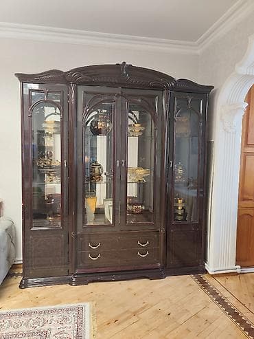 ref vitrin: Şüşəli dolab vitrini, İşlənmiş, Ünvandan götürmə — 1
