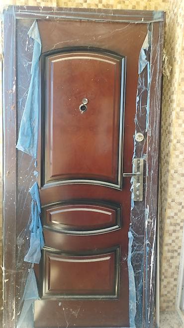 Metall giriş qapısı – dekorativ taxta teksturası və relyef panelli lalafo.az -da Metall giriş qapısı – dekorativ taxta teksturası və relyef panelli