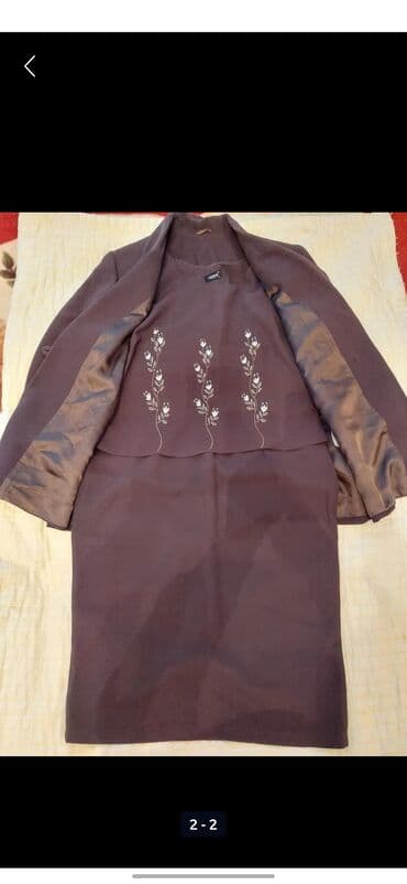 hazır hicablar: Bu zərif qadın kokteyl donu parlaq qırmızı rəngdə və axıcı parça ilə — 6