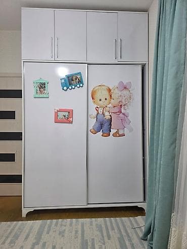 Oğlan və qız üçün, 2 qapılı, Kupe, Düz dolab