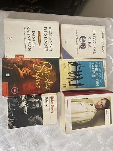 kamp cadir: Kitab dəsti – müxtəlif janrlarda 8 adda bestseller Dəstdə olan — 6