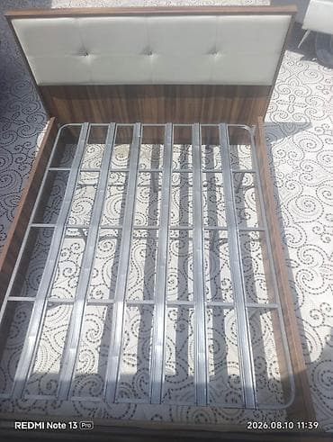 yataq doseyi: Taxta karkaslı ikinəfərlik çarpayı karkası - Ölçü: təxmini 160x200 sm — 1