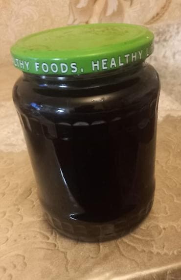 Tebi qatkisiz tut behmez – şüşə bankada - Tərkib: tünd rəngli, qalın