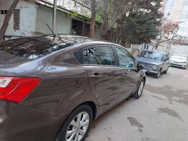 turbo az hyundai i30 dizel: Kia Rio: 1.4 l | 2013 il Krossover — 5