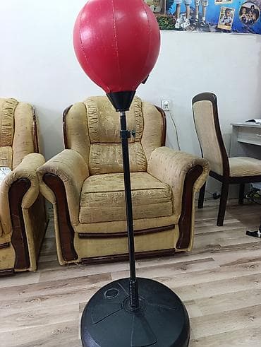 Boks kisələri: Dayaqlı boks punchinq topu - Qırmızı rəngli, armud formalı punchinq — 5