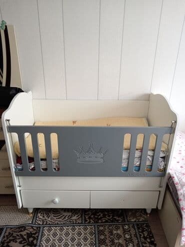 Uşaq dolabları: Oğlan və qız üçün, İşlənmiş, Dördbucaq, Beşik, Dəstsiz, Matrassız, Yellənmə mexanizm ilə — 3