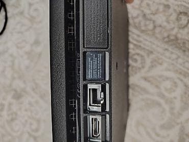 playstation pult: 🎮 PS4 Slim 1TB Tam Set – 2 Pult + 3 Oyun + Aksesuarlar 🎮 Satılır — 3