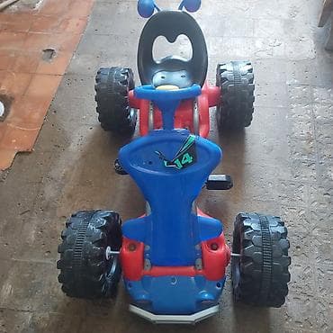 uşaq oyunları: Uşaq pedallı karting maşını - Rənglər: qırmızı-göy, qara oturacaq - 4 — 4