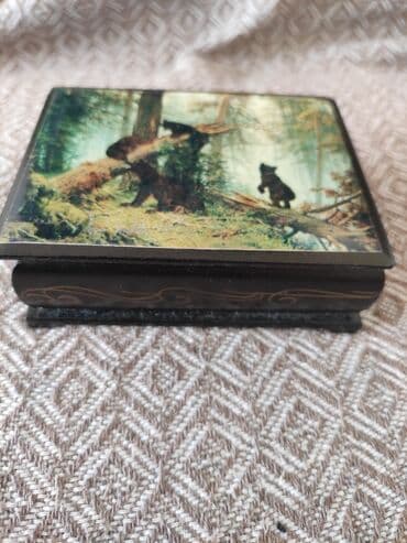 xari bulbul yaxa sancagi: Rəngi gedməyən sırğa — 22