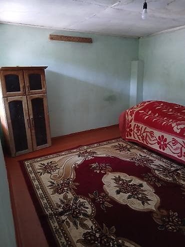 ev satilir type 1: 1 otaqlı ev (studia tipli plan) – 1 mətbəx zonası, 1 yaşayış otağı — 8